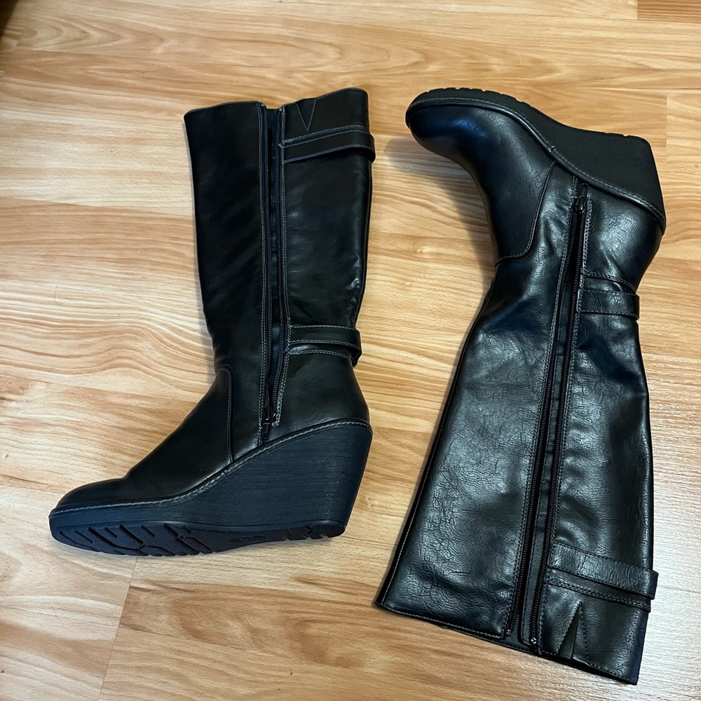 Brand new knee high black wedges boots size 8.5M